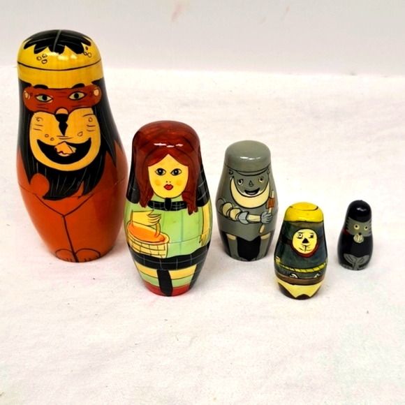 - Vintage Russian "Wizard Of Oz " set of 5 wood nesting dolls hand painted - Picture 1 of 12